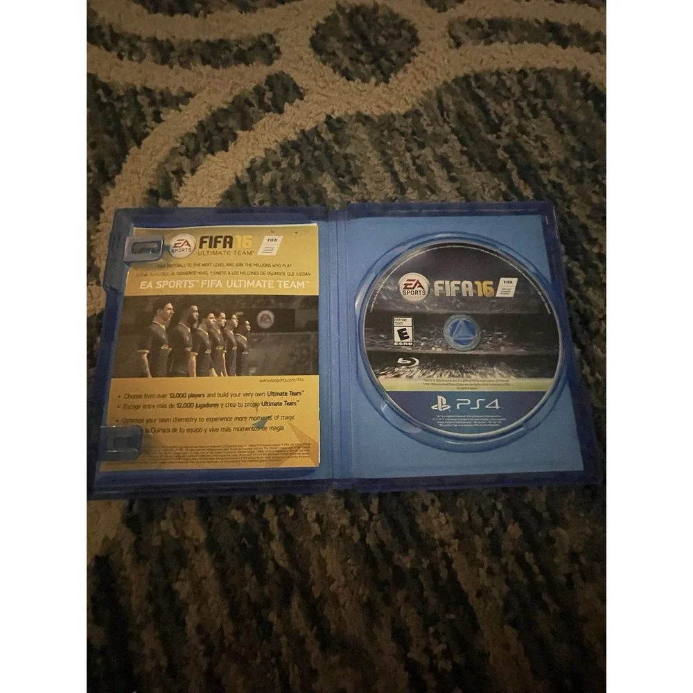 FIFA 16 (Sony PlayStation 4, 2015) PS4 CIB Soccer Game Original Case & Inserts